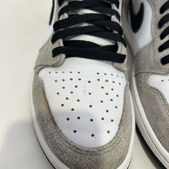 Nike Air Jordan 1 Retro High OG “Light Smoke Grey” - Picture 3 of 11